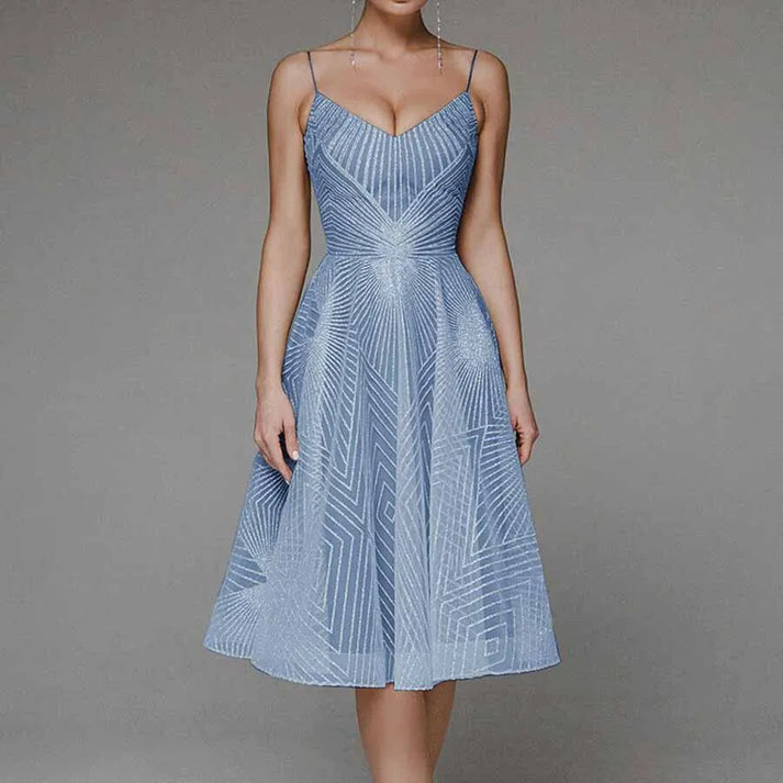 Eleganzkleid Mit Offenem Rücken