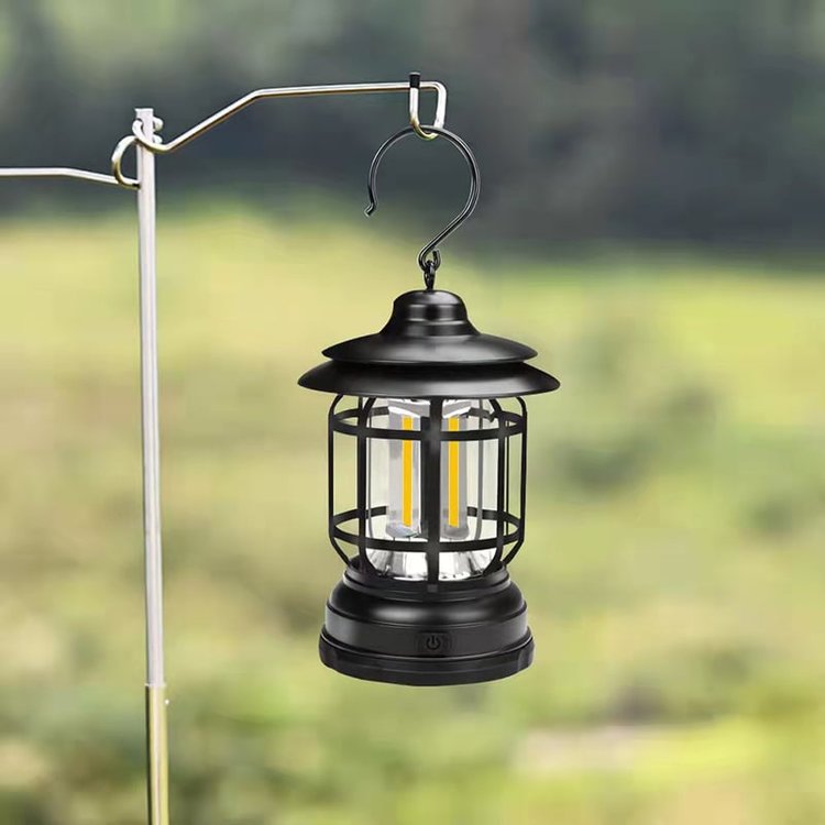 RetroGlow – Tragbare Retro Campingplatz Lampe