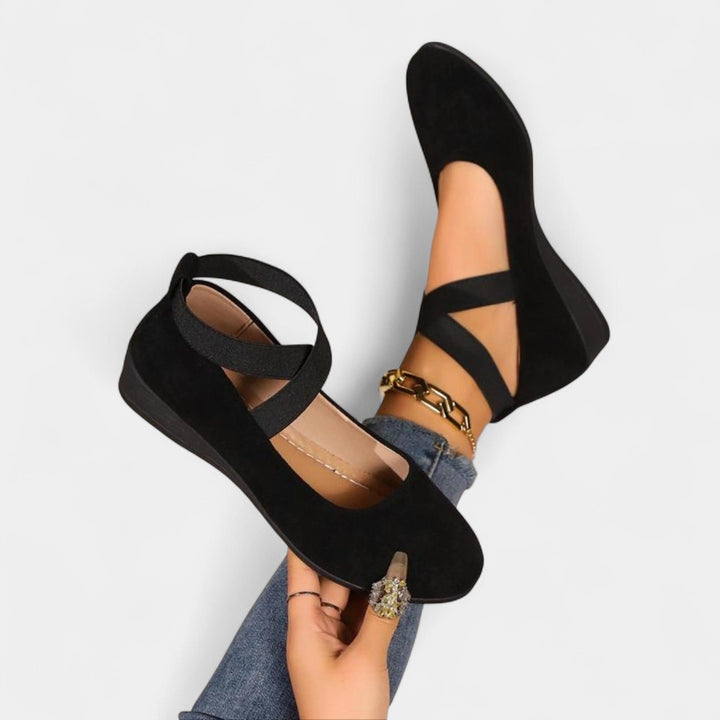 Eniola – Bequeme Sneakers Mit Riemen