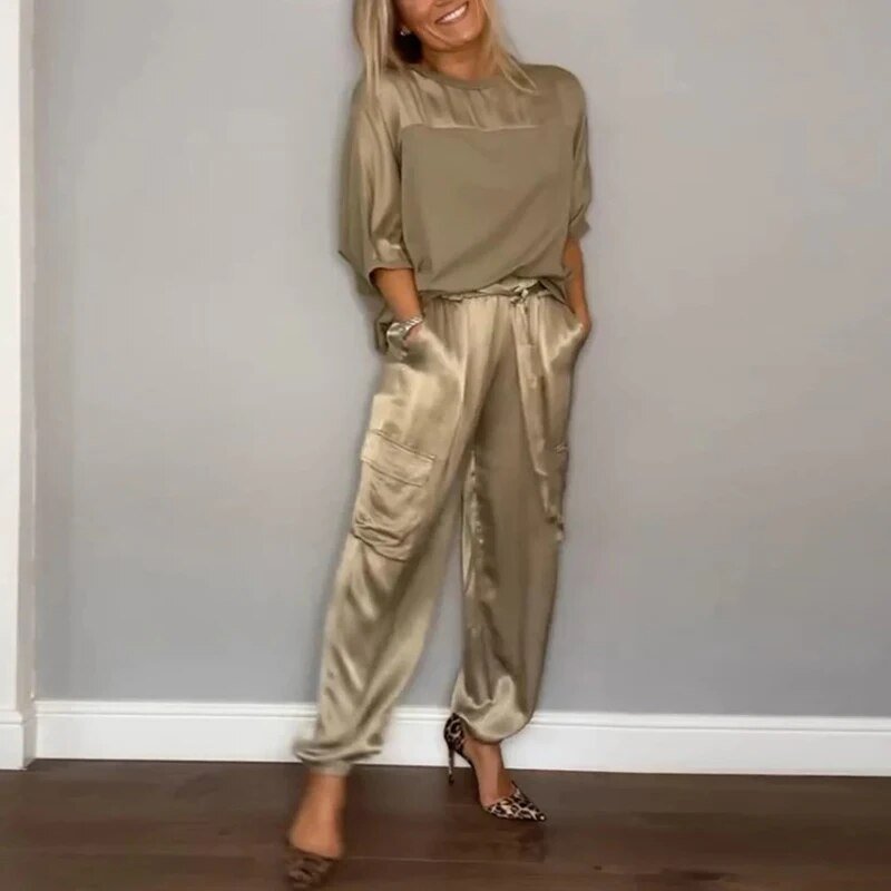 Emilie – Rundhals Top Und Hose Setz