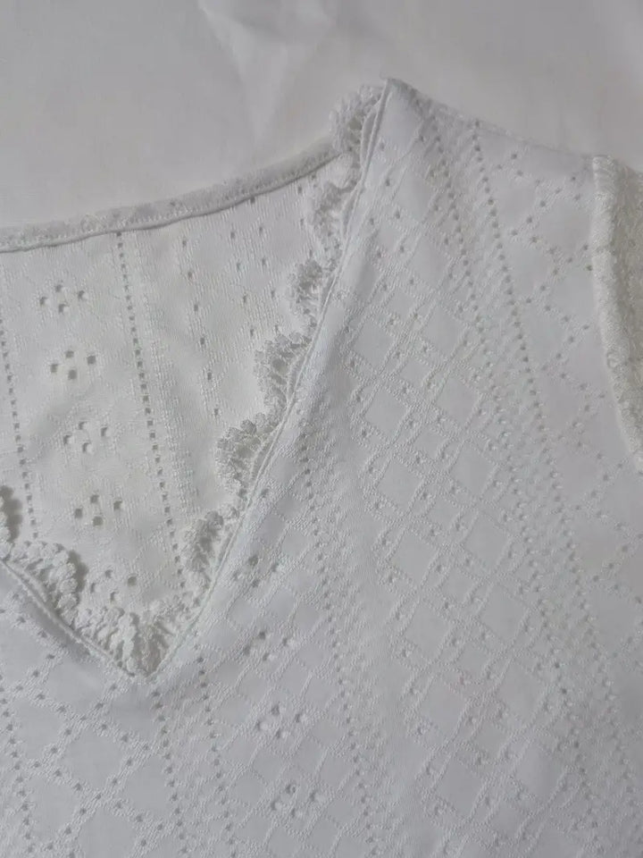 Ottilie™ - Bluse mit V-Ausschnitt und Spitzen-Nähten