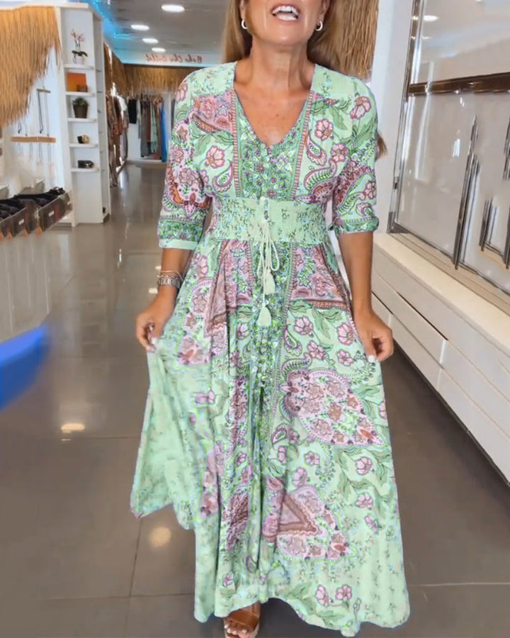 Taylor - Kleid mit 3/4-Ärmeln und V-Ausschnitt