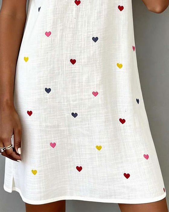 Steinunn – Buntes Kleid Mit Herz drucken Und V-Ausschnitt