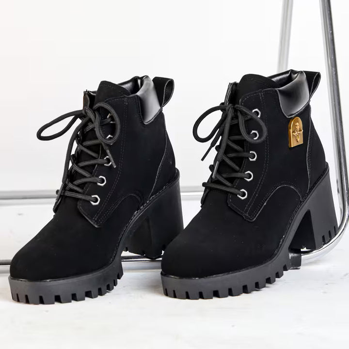 Donjeta – Schnürstiefeletten mit klobigem Absatz
