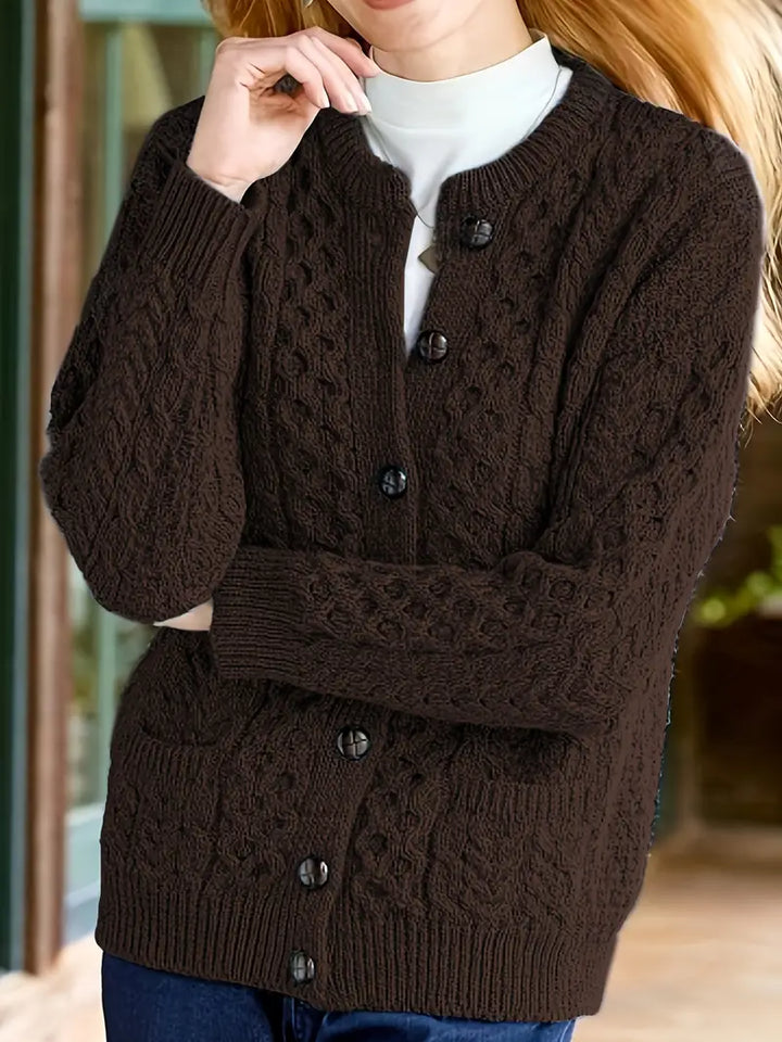 Audree – Strickjacke Mit Knöpfen Und Zopfmuster