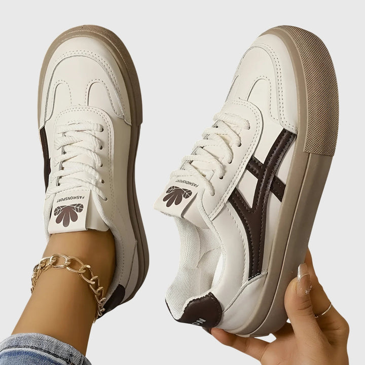 Necdet – Sneaker mit Schnürverschluss Und Kontraststreifen