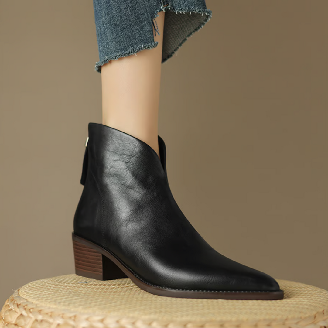 Zabrina – Lederstiefeletten Mit Spitzer Zehenpartie