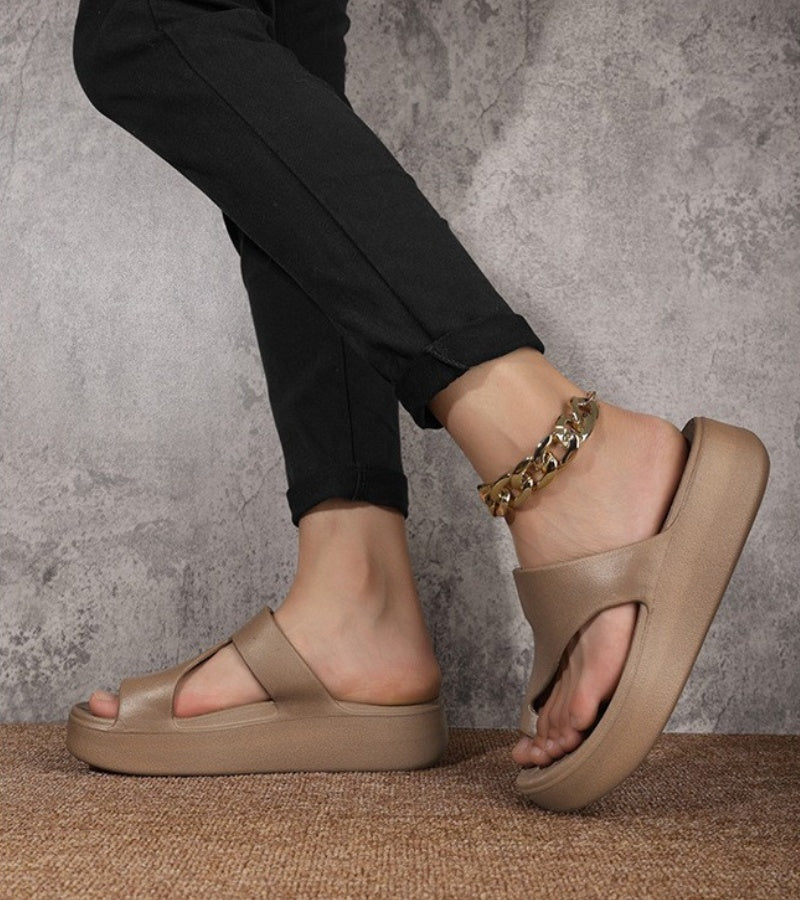 Vlasta - Sandalen Mit Gepolsterter Sohle Und Zehenriemen