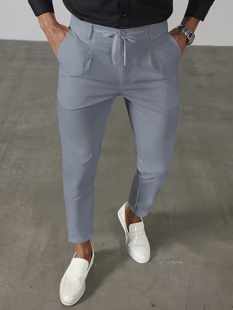 Krsto – High-End-Hosen MIT Hohem Bund
