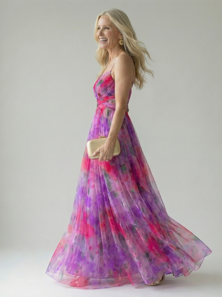 Xeenia – Stilvolles Chiffon-Maxikleid Mit Ausschnitte