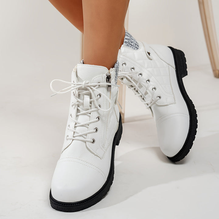 Alfrida – Stiefeletten Mit Schnürung Und Gestrickten Bündchen