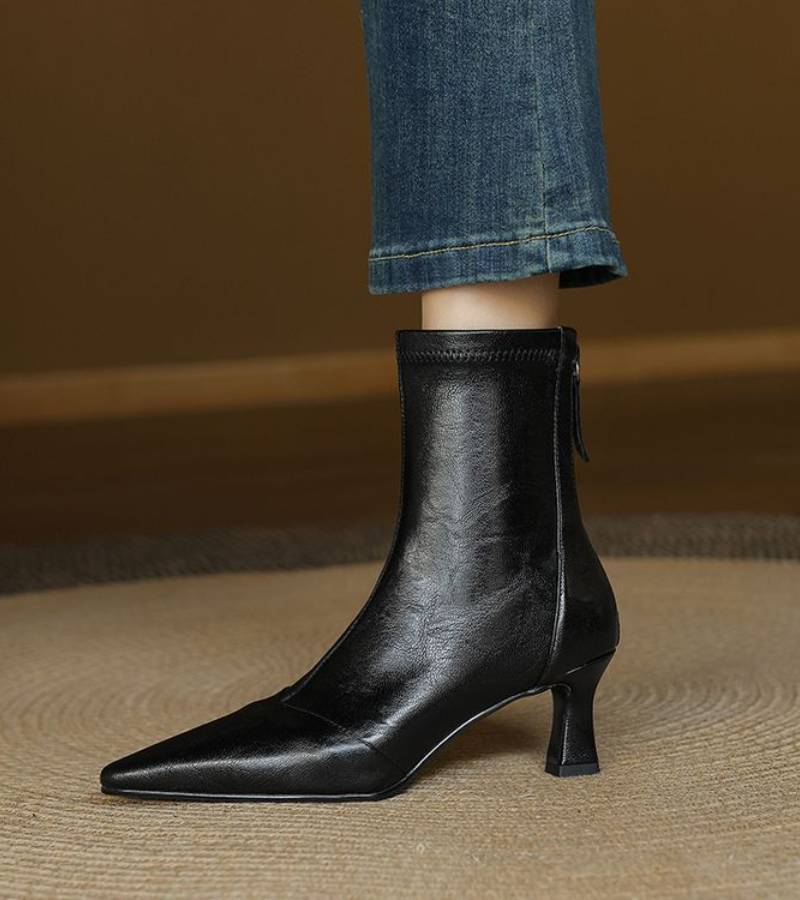 Sanduni - Leder Stiefelette Mit Mittlerem Absatz