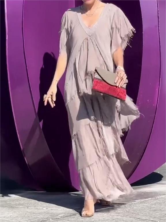 Carlijn - Elegantes Maxikleid mit V-Ausschnitt