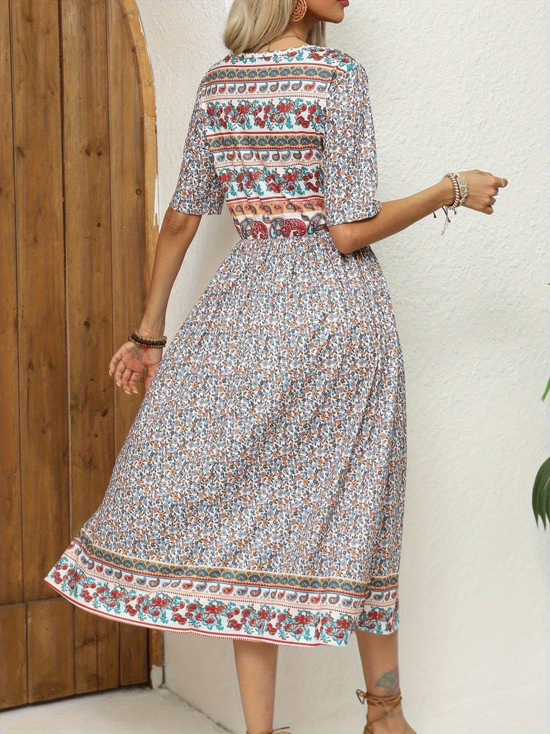 Jeeni – Kurzärmeliges Kleid Mit Blumenmuster