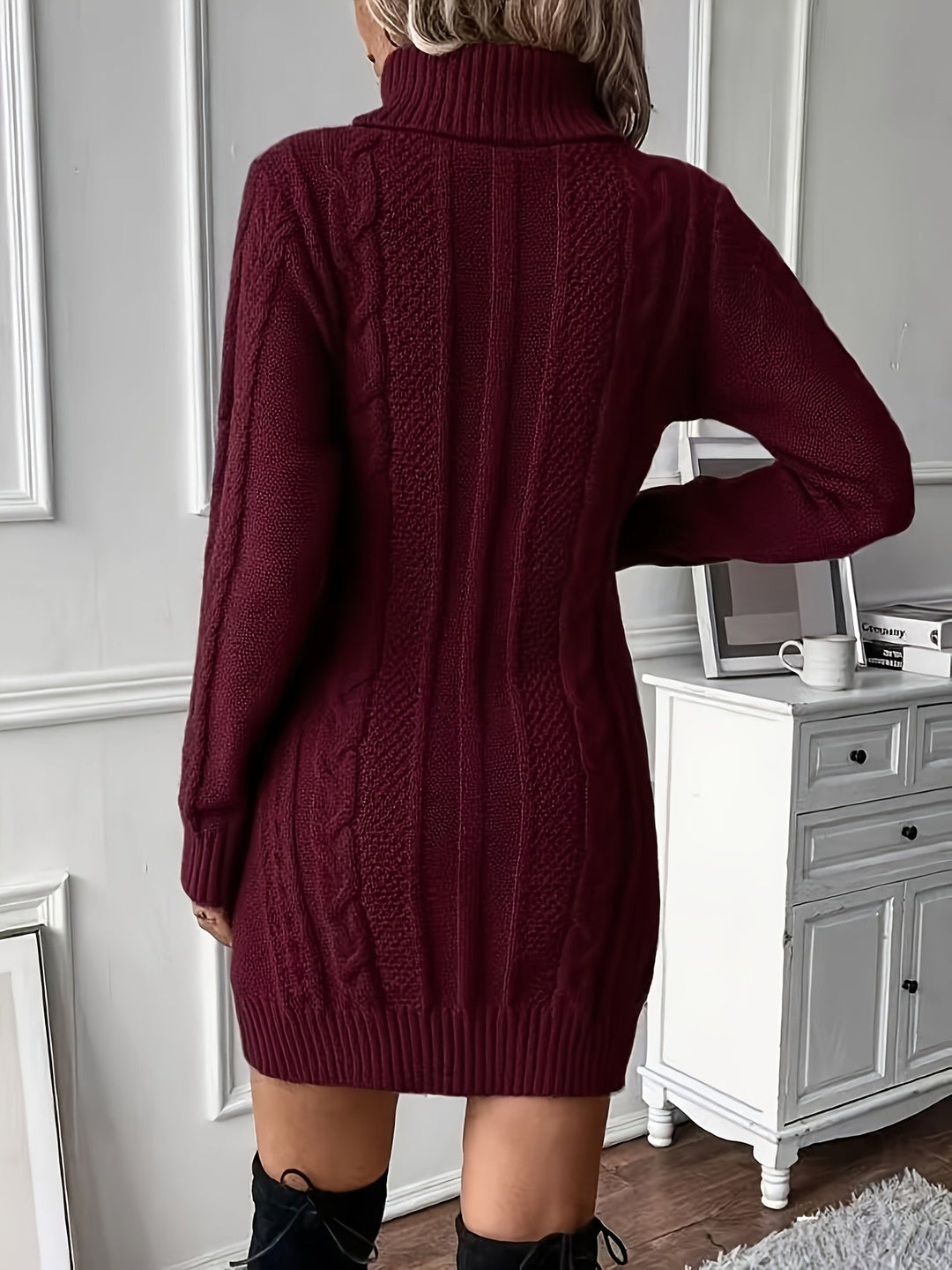 Milanda – Strickkleid Mit Zopfmuster