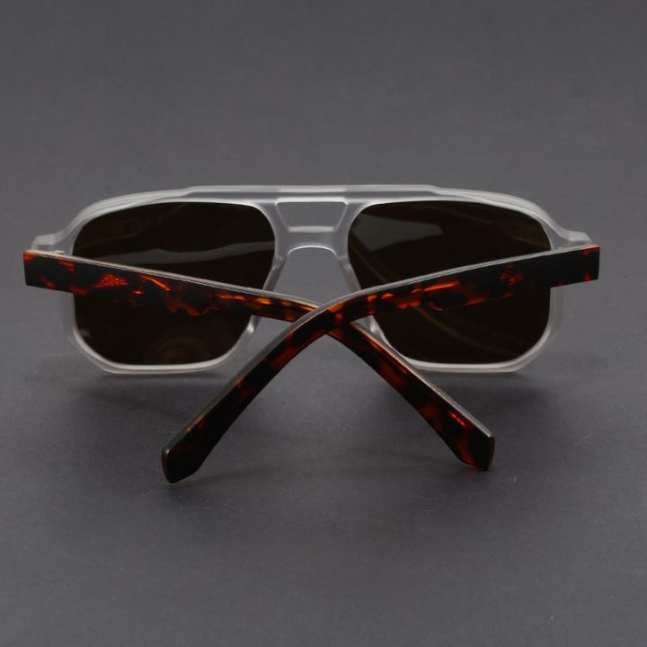 Kieran – Sonnenbrille mit Zweifarbigem Rahmen und eckiger Form