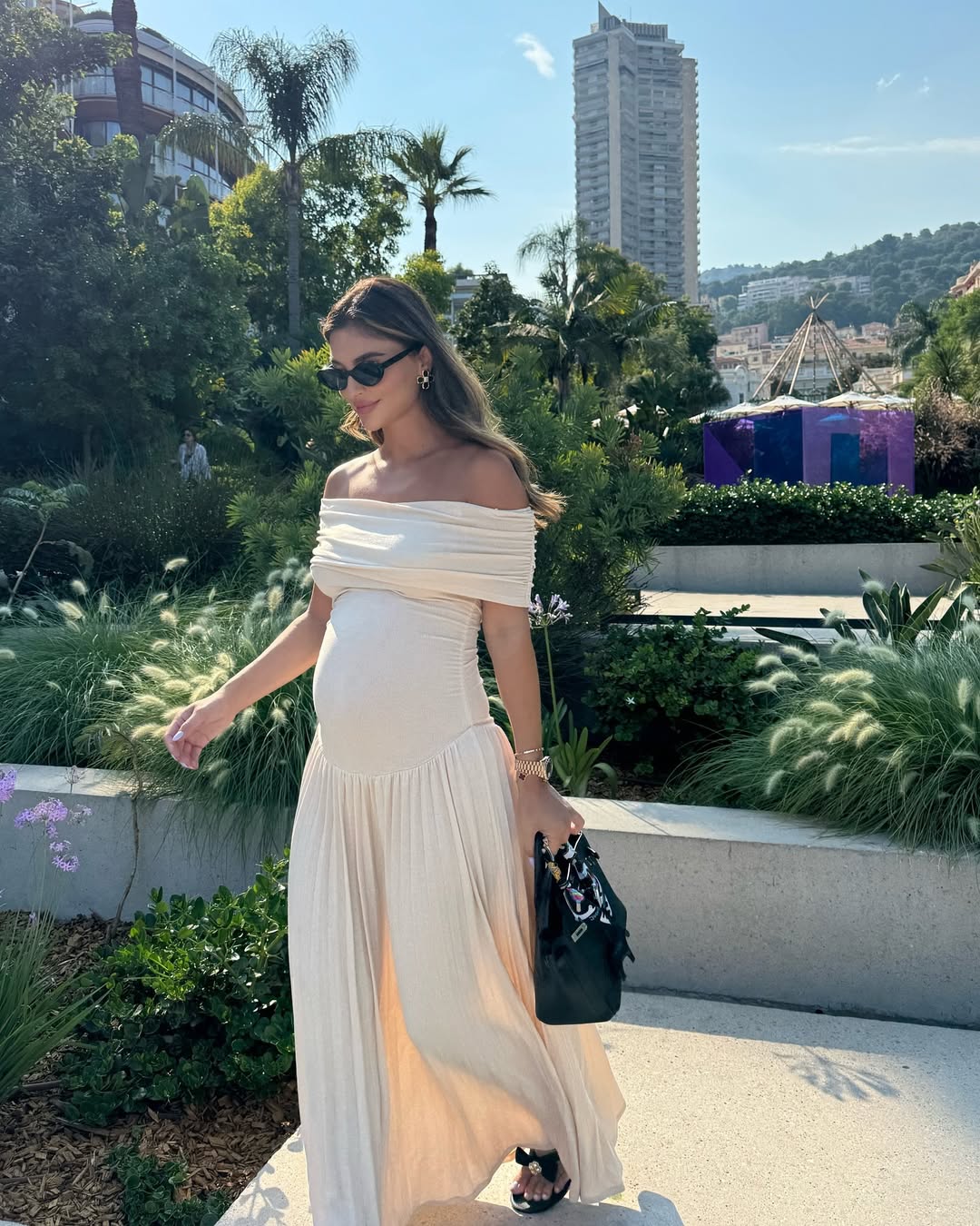 Kapral – Elegantes Umstands Kleid