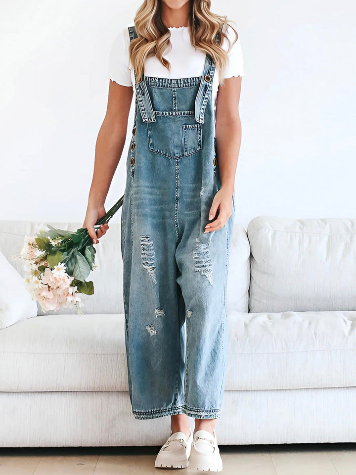 Clarice - Lose Passform Distressed Denim Latzhose