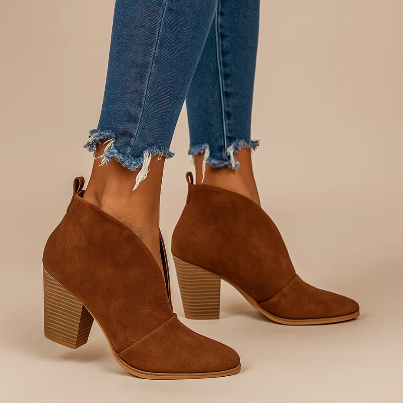 Phyllis – Stiefeletten Mit V-Ausschnitt