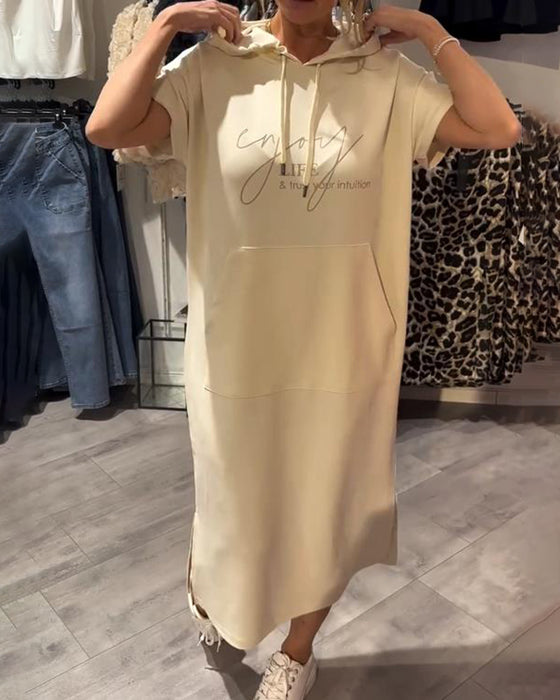 Nadia – Elegantes Kleid Mit Kapuze