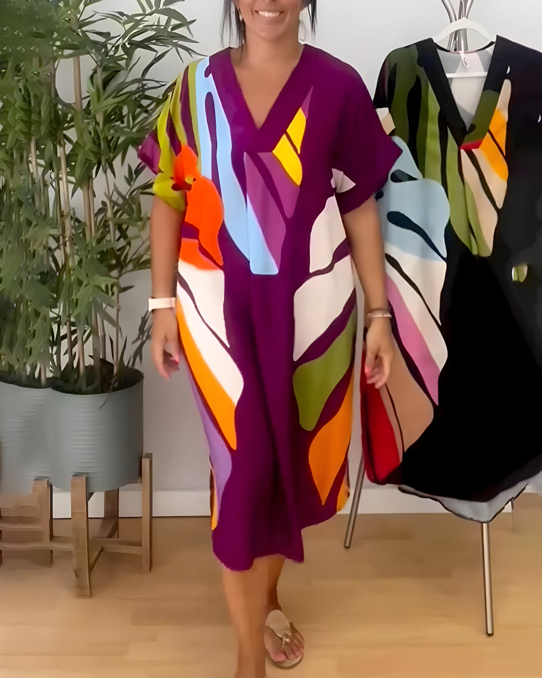 Ailsa – Lässiges Kleid Mit Buntem Blatt Muster