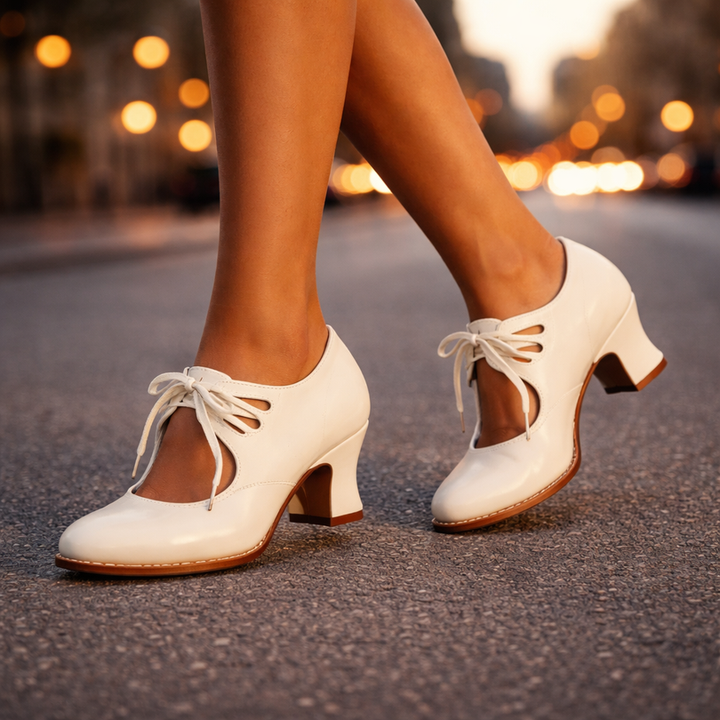 Anasty – Pumps Mit Schnürung Und Mittlerem Absatz