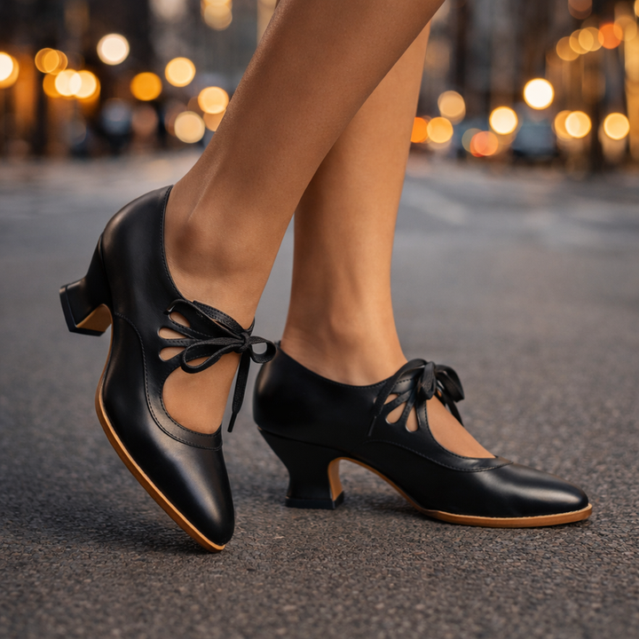Anasty – Pumps Mit Schnürung Und Mittlerem Absatz