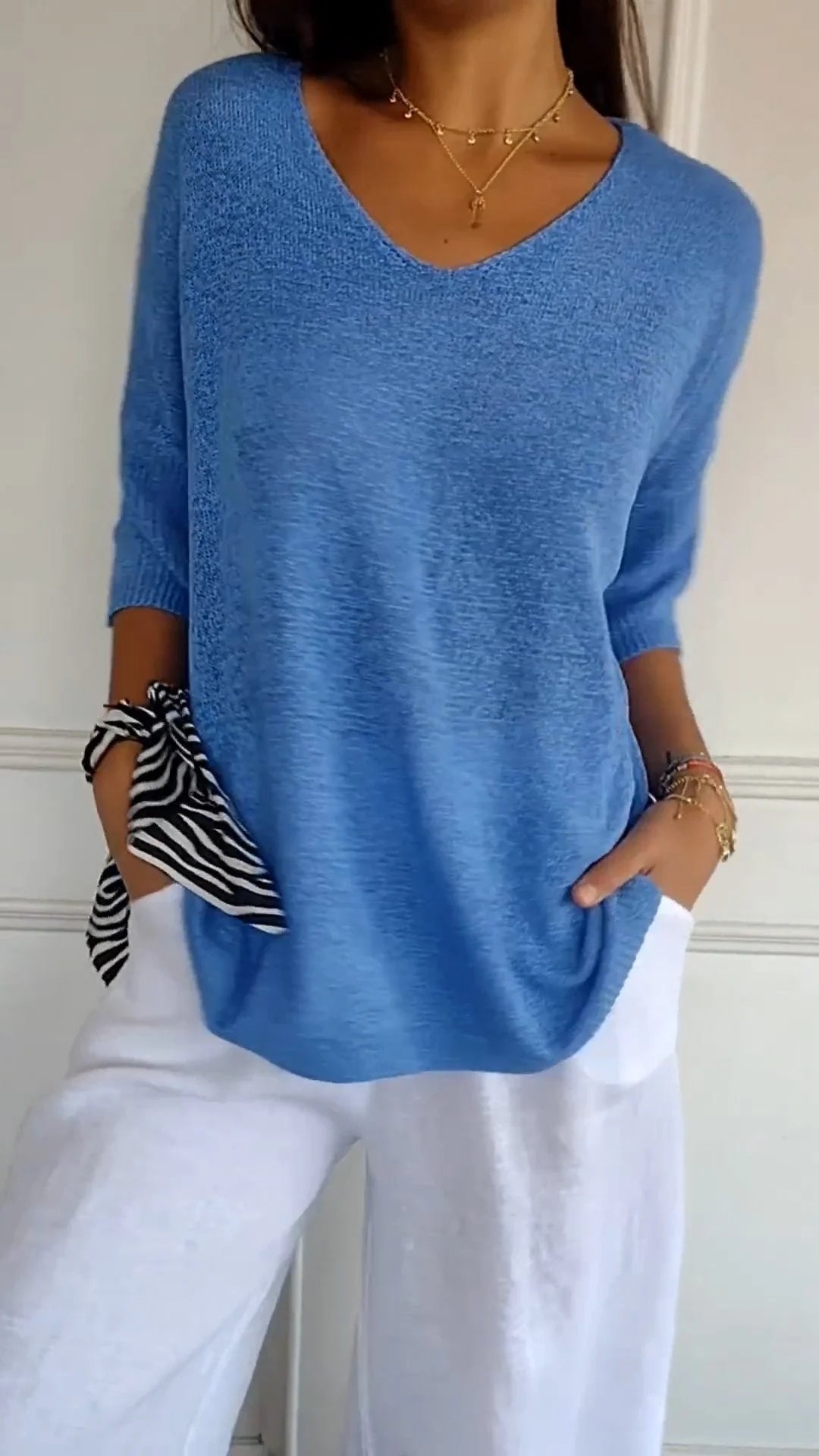 Rosal – Einfarbiger Strickpullover Mit V-Ausschnitt