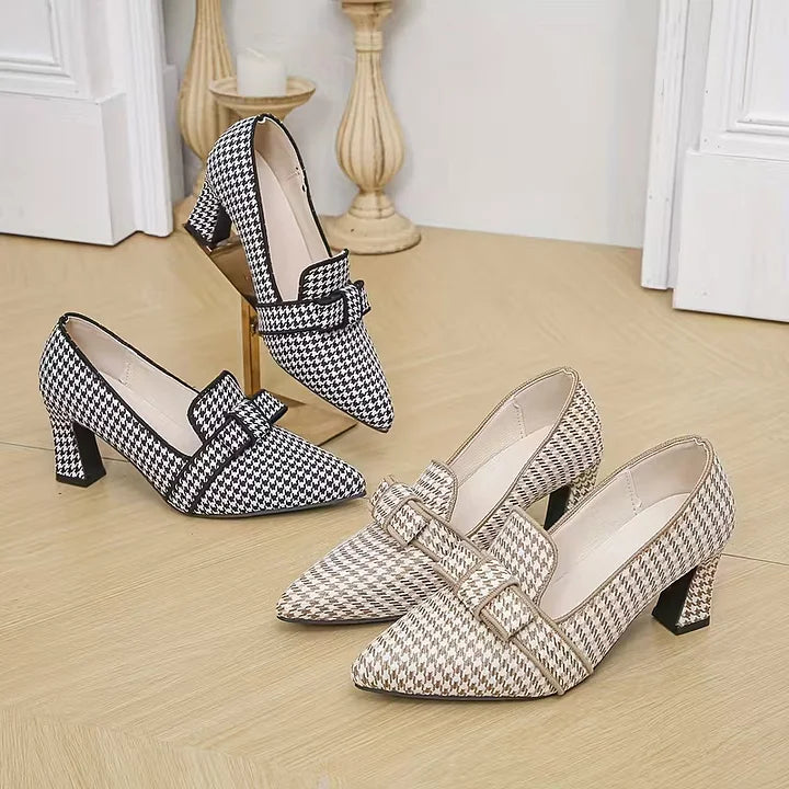 Ayelitah – Schuhe Mit Spitzer Zehenpartie Und Rutschfester Sohle