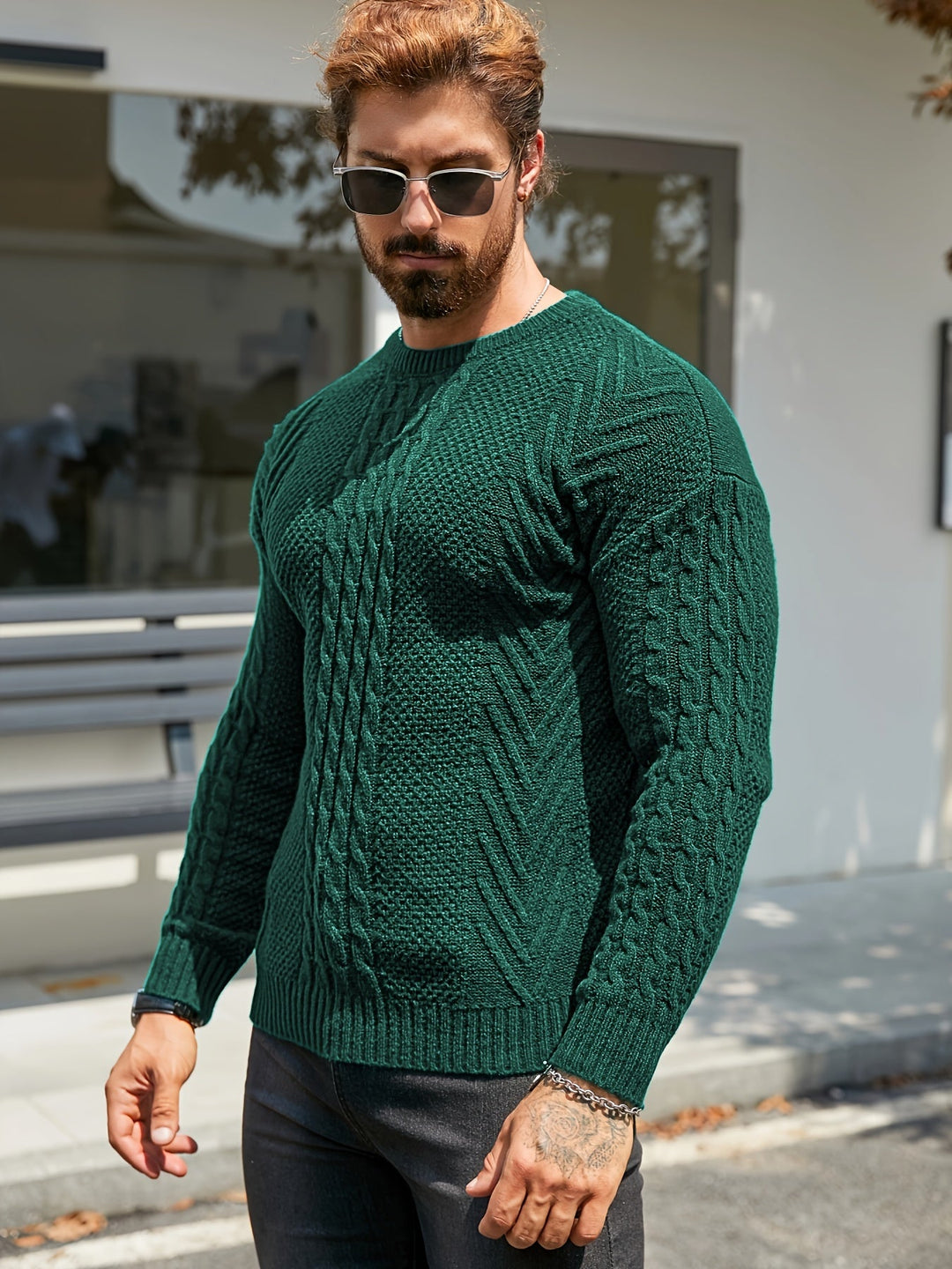 Eiduks – Klassischer Pullover mit Rundhalsausschnitt und Zopfmuster