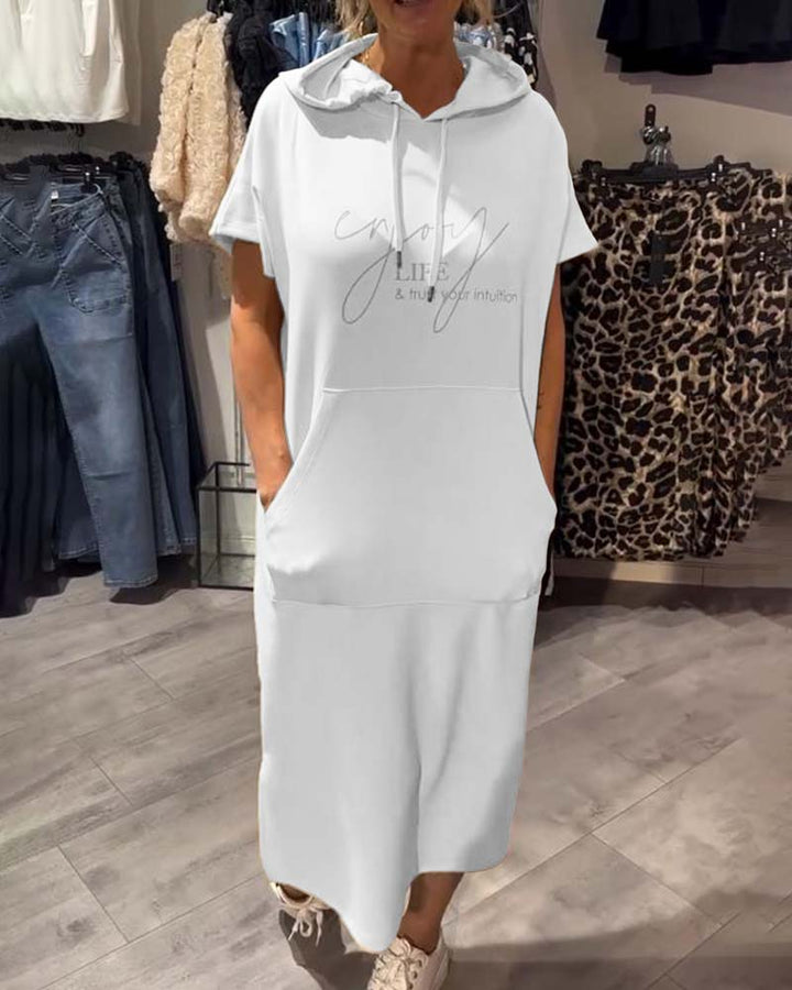 Nadia – Elegantes Kleid Mit Kapuze
