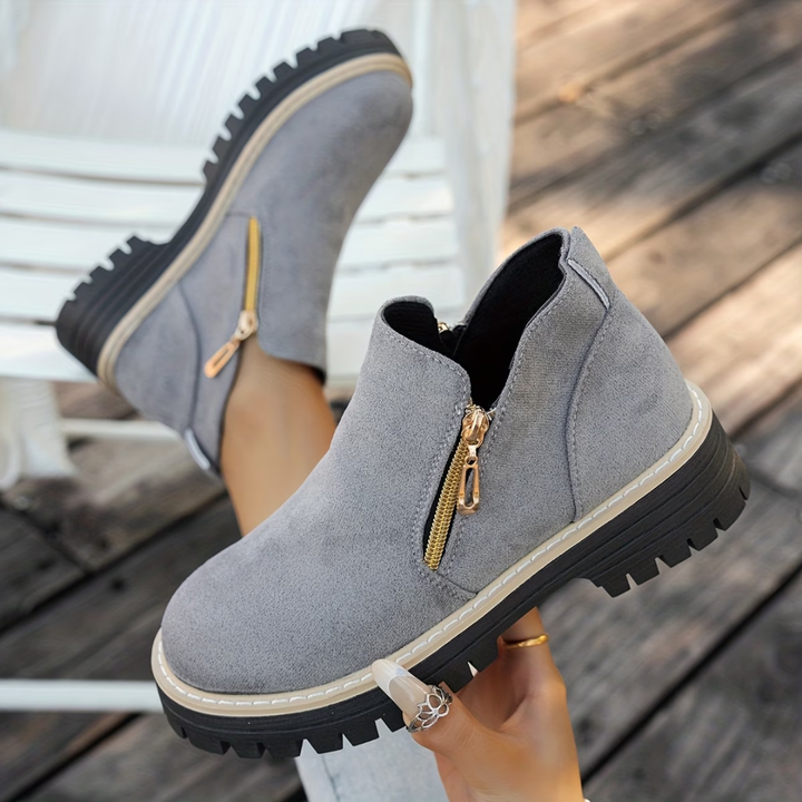 Angelika – Stiefeletten Aus Wildleder mit seitlichem Reißverschluss