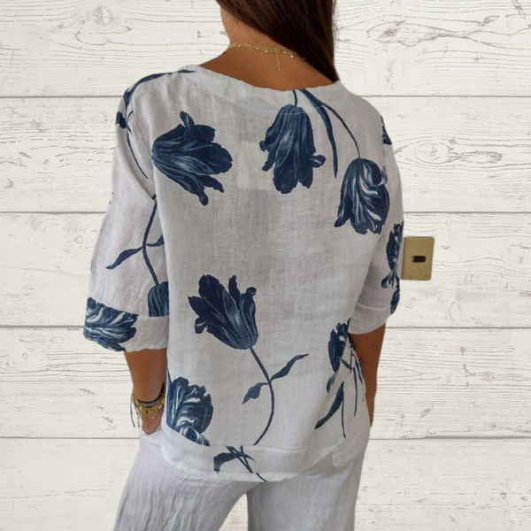Despoina – Elegantes Oberteil Mit Blumen Muster Und Knöpfen