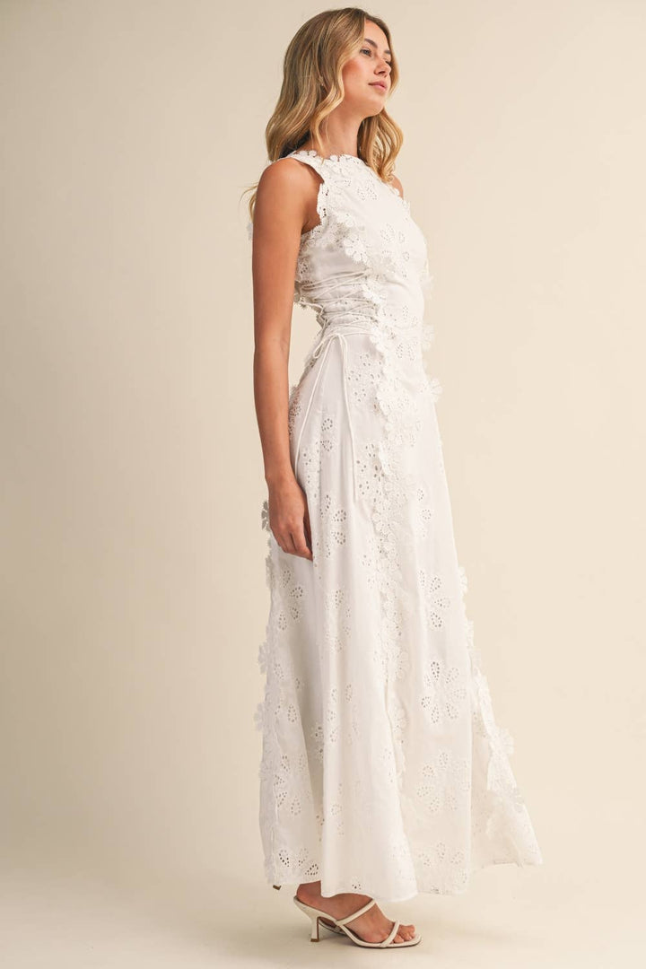 Azalia – Ärmelloses Maxikleid mit Blumenstickerei