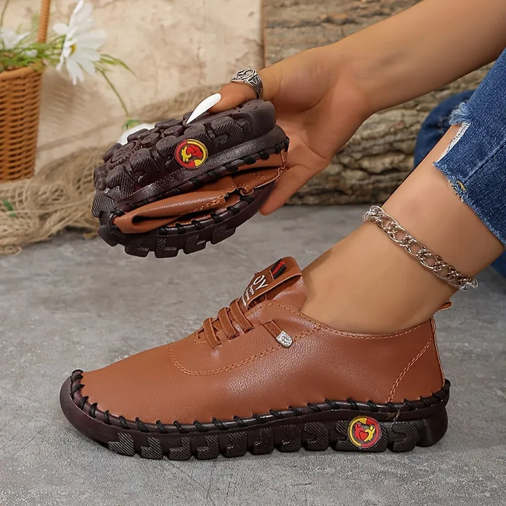 Hilga – Turnschuh Mit Schnürung Und Flexibler Sohle