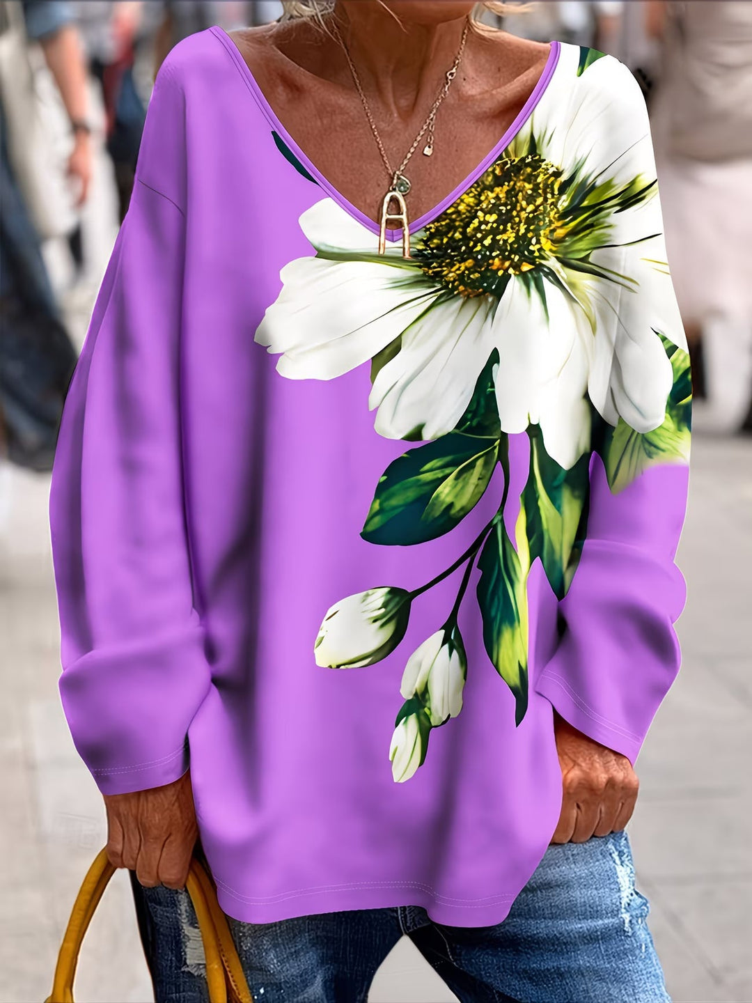 Daphna – Übergroß T-Hemd mit Blumen Drucken