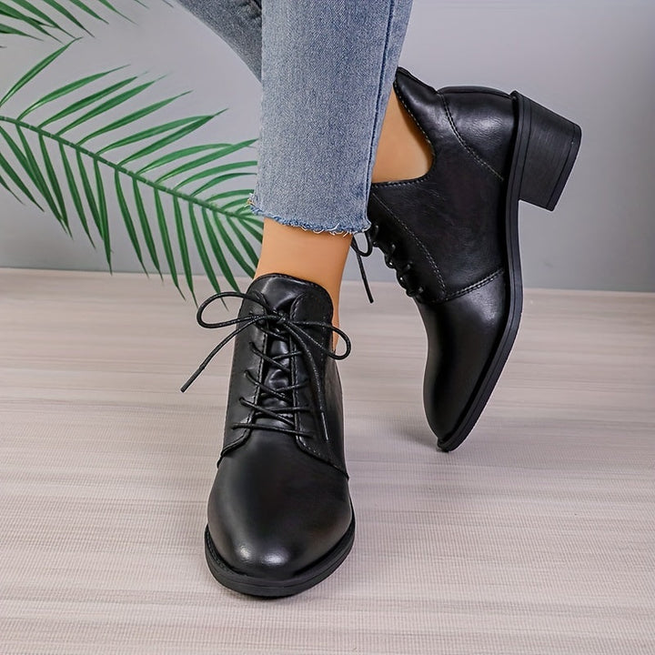 Rosemarie – Klassische Schnürstiefeletten