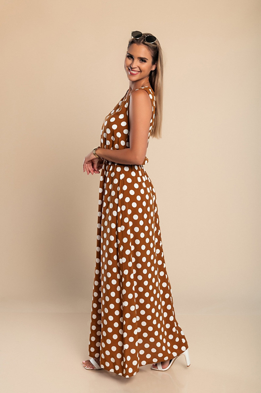 Lyna - Gepunktetes Maxi Kleid