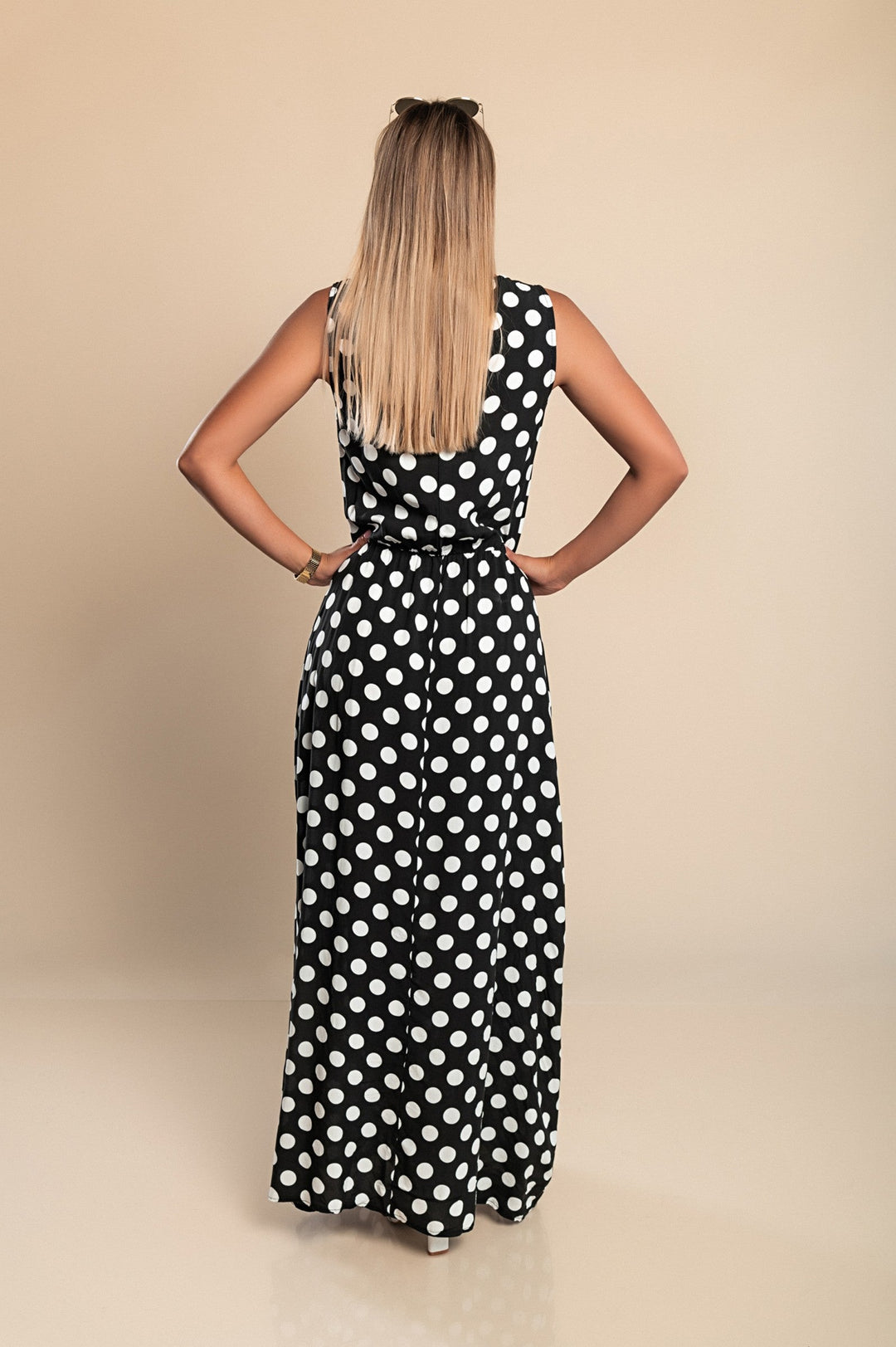 Lyna - Gepunktetes Maxi Kleid