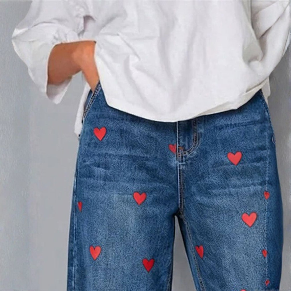 Raemaa – Jeans in Knöchellänge mit Herzmuster