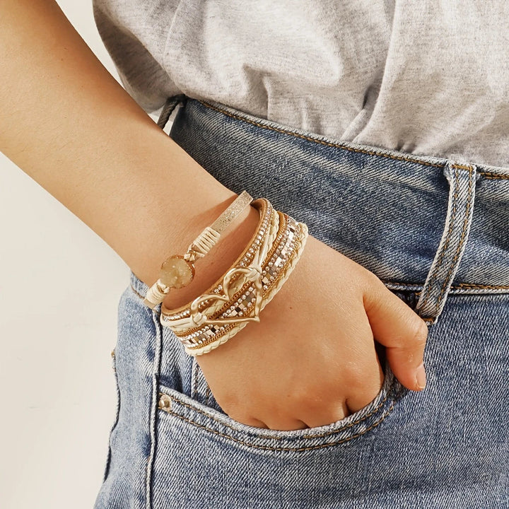 Joely - Mehrlagiges Leder Armband Mit Herz Gestaltung