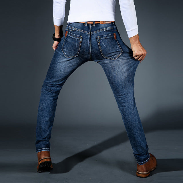 Sergiu – Prämie Dehnung Jeans