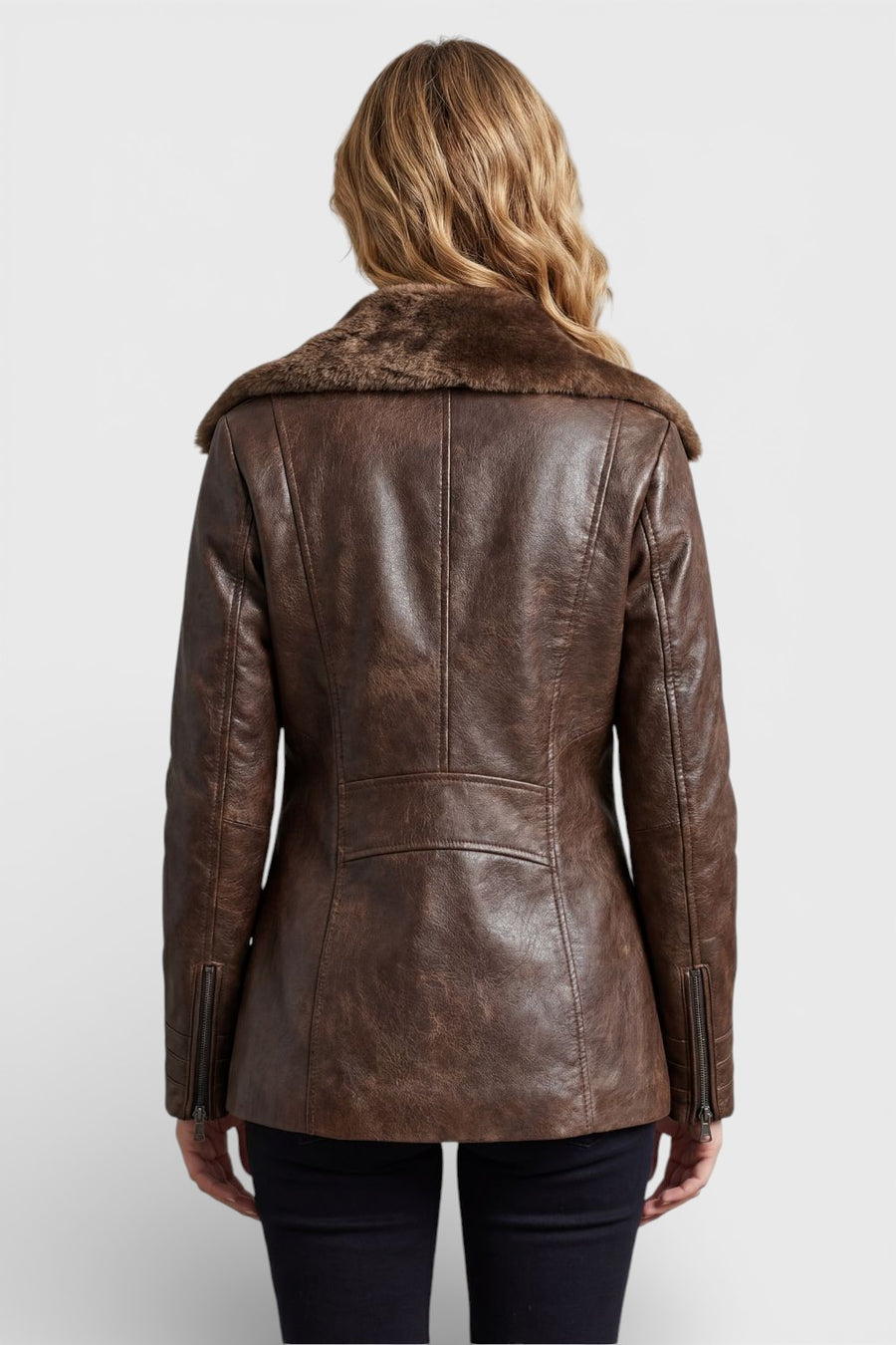 Mystara – Lederjacke mit Schaffellfutter