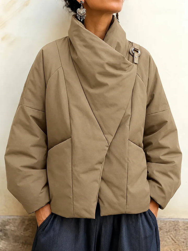 Macayla - Asymmetrische Daunen Jacke