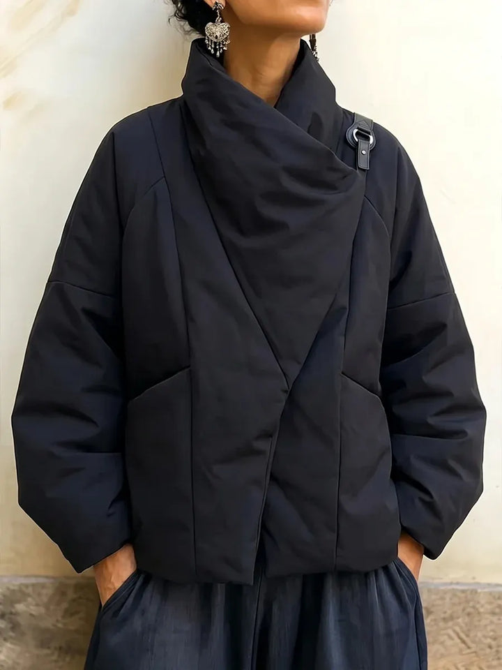Macayla - Asymmetrische Daunen Jacke