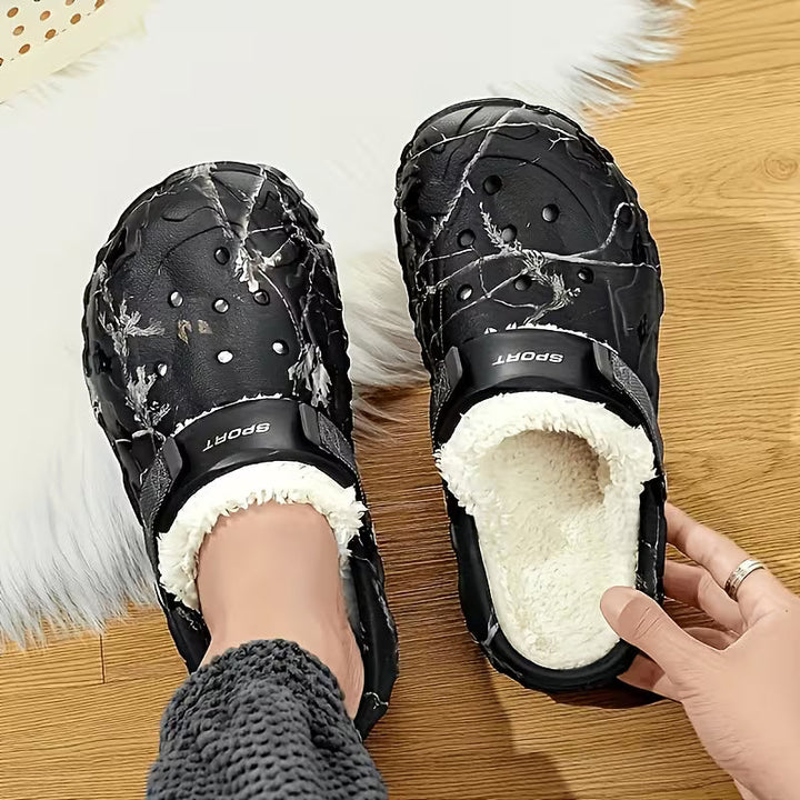 Sjoukje – Mit Fleece Gefütterte Clogs im Camouflage Schau mit Verstellbaren Riemen