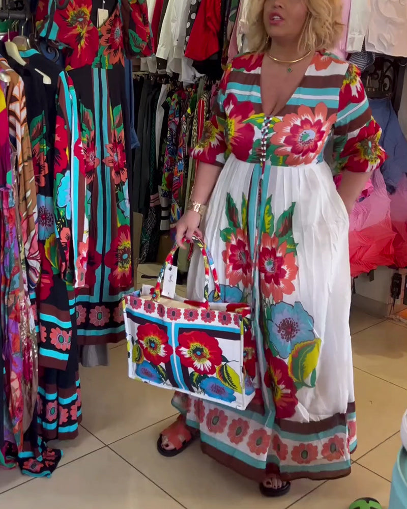 Nerijaa – Blumenkleid Mit Tiefem V-Ausschnitt