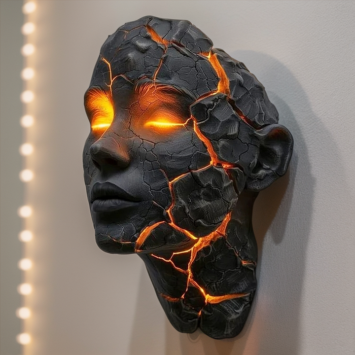 CrackGlow – Wandleuchte Zerbrochene Seele
