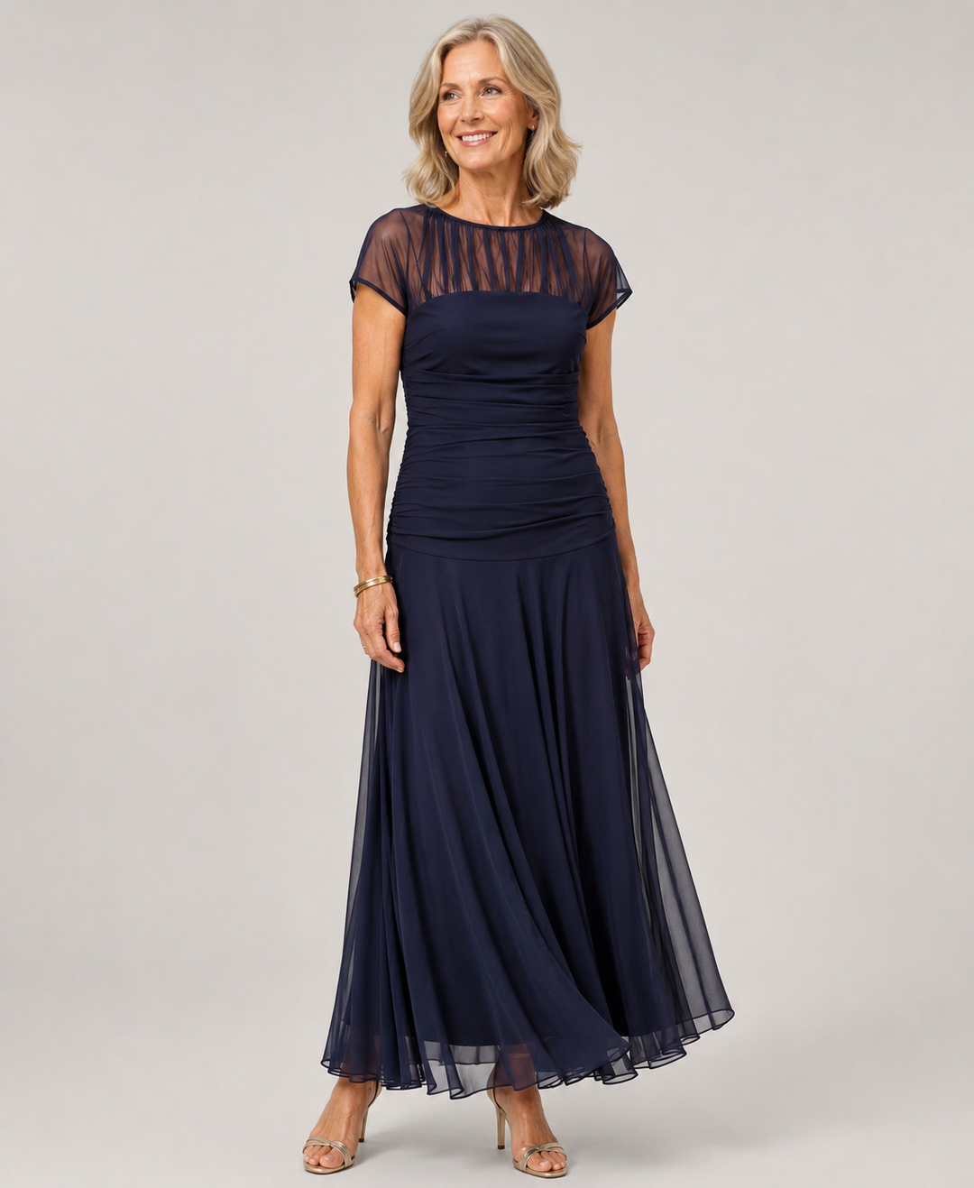 Lesliy – Elegantes Chiffonkleid