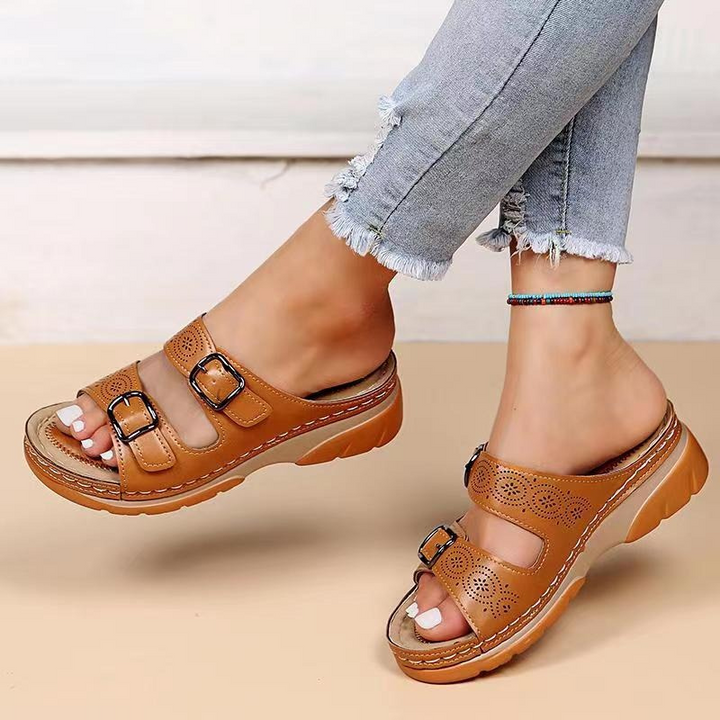 Solena – Orthopädische Sandalen